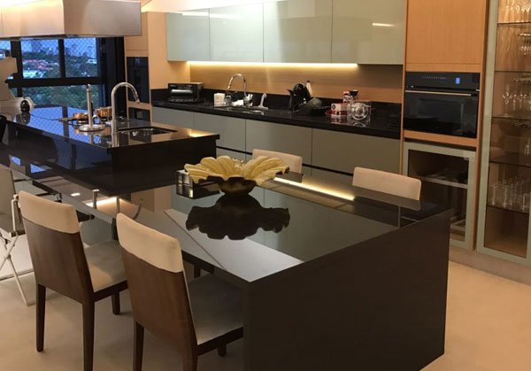 Dekton in a modern kitchen
